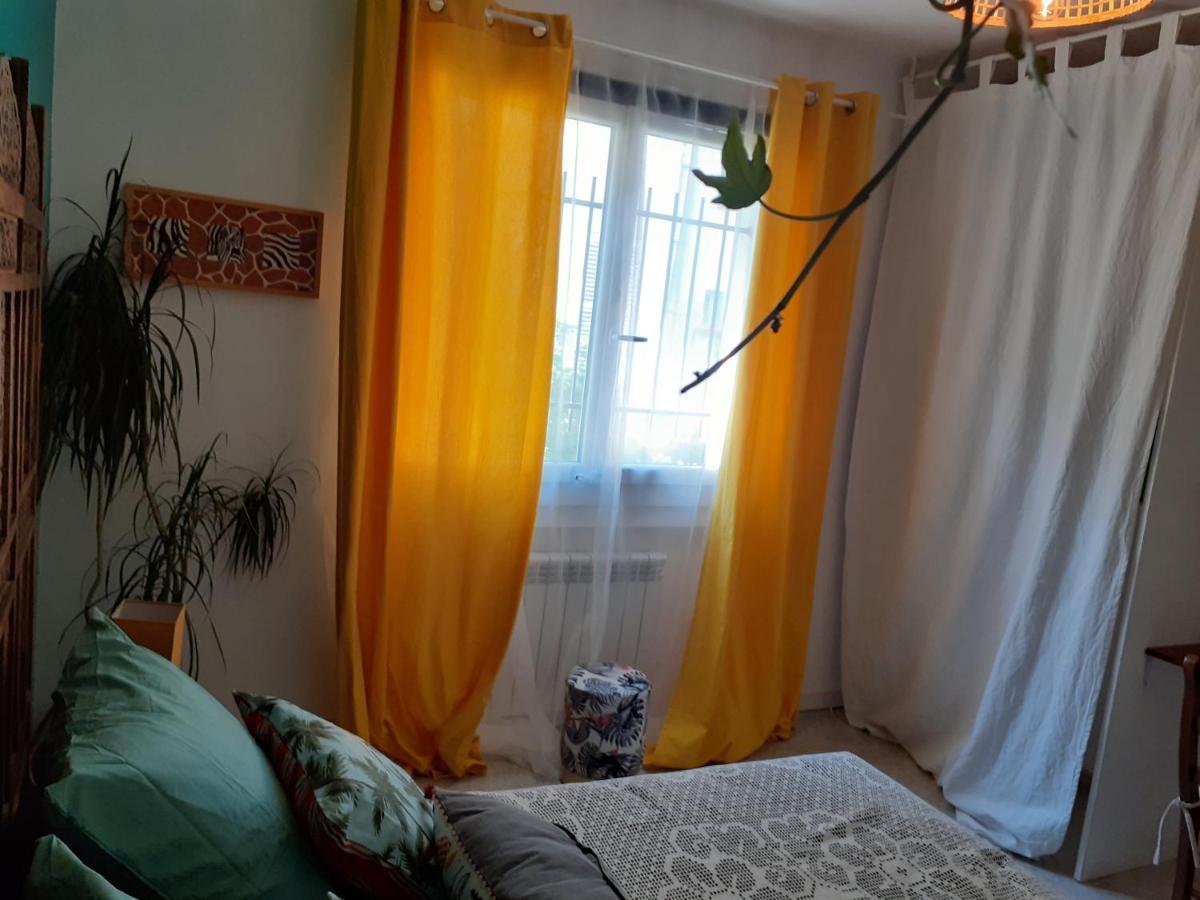 تولون Alfred 'S Home المظهر الخارجي الصورة